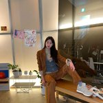 장원영 이 <b>착장</b> 멋있네