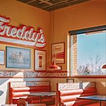 미국식 캐주얼 다<b>이닝</b>이 좋은 이유