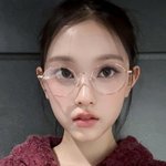 아니무슨사람<b>눈</b>이이렇게큼