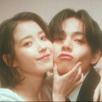 아이유 <b>뮤비</b> 뷔랑