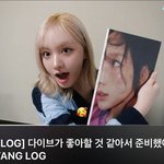 <b>리즈</b> 태연 진짜 좋아하는구나