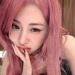 [모두드루와] 허윤진 <b>분홍</b>머리로 염색했나봄