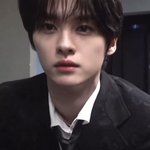 <b>진지</b>하게 노잘생이라고 하니까