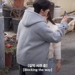 팬이 길거리에서 자기 최애를 마주친다면?