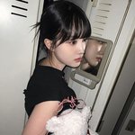 자꾸만 나를 <b>무장</b>해제 시키는 여돌