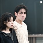 새로 올라온 방탄 뷔 <b>럽</b><b>윈즈</b><b>올</b> 비하인드 컷