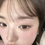 <b>이사진</b> 립이랑 비슷한 거 머 있을까...???