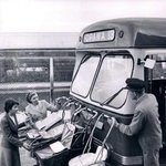 [댓글부탁해] 지금 이렇게 힘든 걸 보니 나는 우주 <b>대스타</b>가 되려나...