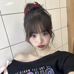 장원영 사진 찍는 미감이 좀 별론듯…<b>일카</b>가 더 예뻐