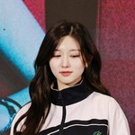 언니 여친 자리 아직 <b>남아</b>있죠?