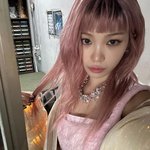 [모두드루와] 해외팬들이 <b>류진</b> 아니냐며 난리난 김채원 셀카