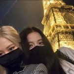 로제가 <b>지수</b>한테 커피차 보냈대