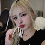 <b>이</b>얼굴로 <b>럽</b>다무대했으면