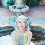 아이유  <b>백금발</b> 잘어울린다