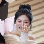 <b>여</b><b>돌</b> 귀여움 레전드가 여기 있다