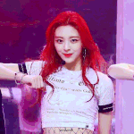 데뷔초가 레전드였던 있지 <b>유나</b> 빨강머리