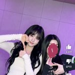 <b>민니</b>랑 윤이랑 챌린지한거봣는데