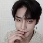 김지웅이 욕했다고 한 <b>날</b> <b>다른</b> 팬이랑 한 영통팬싸래