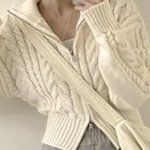 100일때 입을코디 골라주면 하는일 다잘됨ㅈㅂ ㅠㅠㅠㅠ