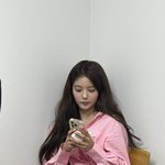 <b>설윤</b> 이 사진 ㄹㅇ 미소녀다