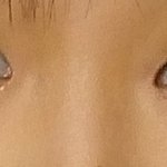 장소 바꿔서 사진찍었는데 눈크기가 다른거같지않음?