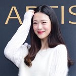 집에서 거울 보면