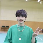 방탄 슈가 <b>버터</b> 뮤비 포토 스케치