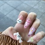 팬의 커스텀 <b>네일</b>을 본 뉴진스 멤버들 반응