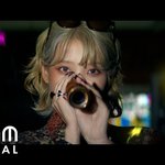 와 아이유 타이틀 <b>티저</b> 완전 새롭다