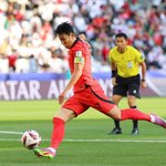 흥<b>민</b>이<b>형</b>이 찬 공 맞고 쓰러진 ㅈ강인