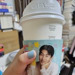 [이것좀봐줘] 혹시 여기 메가커피 알바생이나 사장 없나요? 아님...