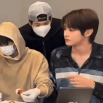 소희한테 <b>콧물</b> 닦는 성찬..