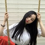 카리나 <b>과사</b> 보는데