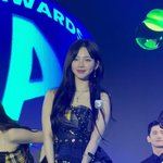 오늘 <b>헌터</b>뮤직어워즈 카리나 폰카짤
