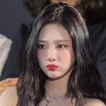 <b>닝닝</b>한테 조이 제니 보인다는 거