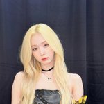 에스파 <b>윈터</b> 금발 인스타 사진 업뎃