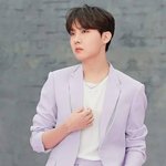 방탄 제이홉 <b>일본</b> 베스트 <b>앨범</b> 사진