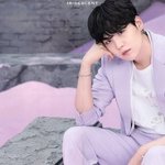 방탄 <b>슈가</b> 일본 베스트 앨범 사진