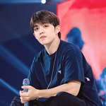 <b>이</b> 친구 완전 매력 있지 않아 남<b>돌</b>