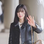 오늘자 태연 <b>출국</b> 기사 사진