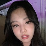 제니도 <b>셀카</b> 이렇게 나오는데