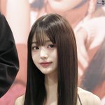 장원영 이게 보정한게 아니라고..?