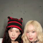 <b>태연</b>보다 <b>윈터</b>가 더 하얗구나