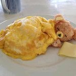 오므라이스인지 <b>오믈렛</b>인지 아무거나 줘