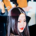 오늘 베르사체 패션<b>위크</b> 닝닝 프리뷰