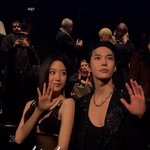 <b>돌체</b>앤가바나 FW24 패션쇼 도영 문가영 투샷