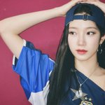카즈하 수지 닮았다는거 <b>그동안</b>은 공감 못했는데