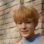 유우시랑 <b>이은상</b>이랑 닮은거같오..