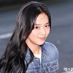 오늘자 <b>지수</b> 파리 출국 기사사진