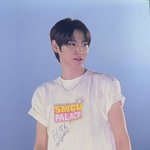 슴콘에서 라이즈 멤버들 티셔츠 꾸며준 라이즈 앤톤